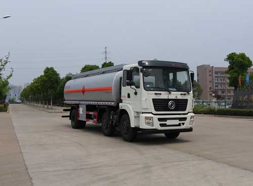 東風(fēng)小三軸18-21立方專威牌HTW5250GYYESC型運(yùn)油車